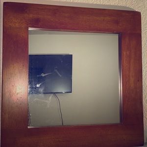 Square mirror